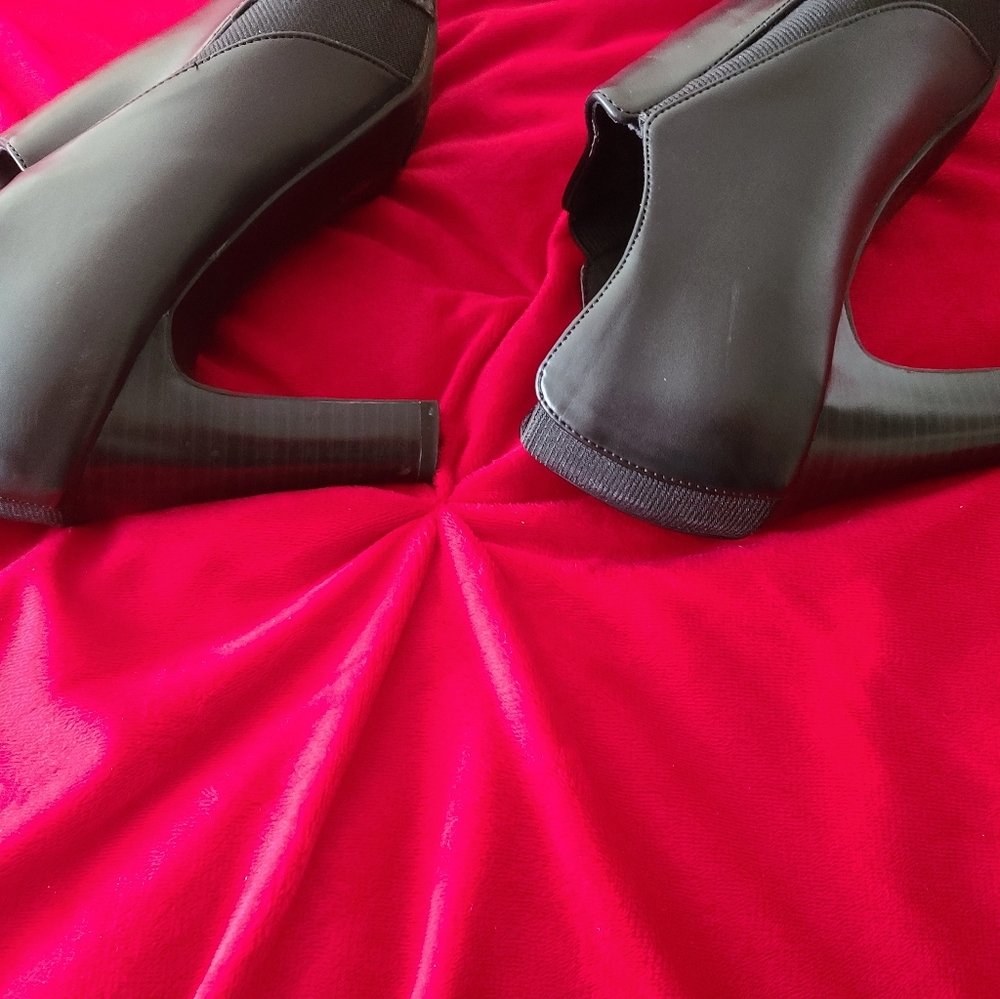 Liz & Co Black Size 7-1/2